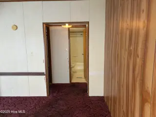 5334 Us 17, Washington, NC 27889 — 3-bedroom manufactured home, Washington, NC, photo 19 of 47: 51E7CD01-8F6A-4CD6-B21F-7BDD503D7F33