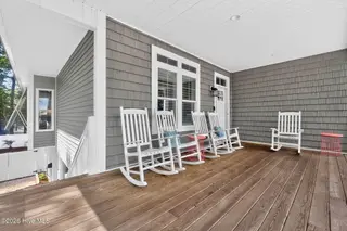 2303 W Yacht Drive, Oak Island, NC 28465 — 3-bedroom home, Oak Island, NC, photo 5 of 49