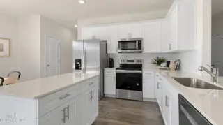 3038 Bayview Drive, Vass, NC 28394 – photo 7: Kitchen
