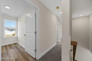 240 Deer Haven Drive, Richlands, NC 28574 – photo 20: 20_hallway