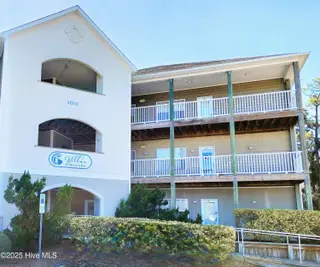 100 Lighthouse Lane D3, Cedar Point, NC 28584 – photo 1: Front 2a