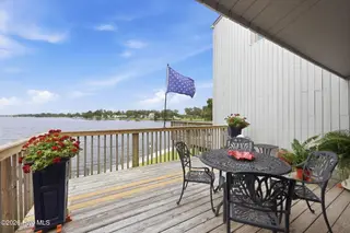 22 Batts Hill Road, New Bern, NC 28562 – photo 4: 35-web-or-mls-0C0A6554