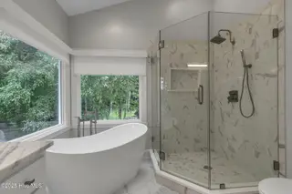 2811 Deerfield Lane N, Wilson, NC 27896 — 5-bedroom home in Deerfield, Wilson, NC, photo 23 of 42: Master Bath 2
