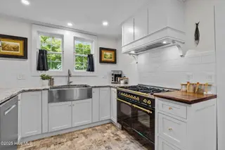 217 Turner Street, Beaufort, NC 28516 – photo 18: Kitchen