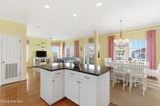 840 Ocean Boulevard W, Holden Beach, NC 28462 – photo 14: 17-print-DSC00899