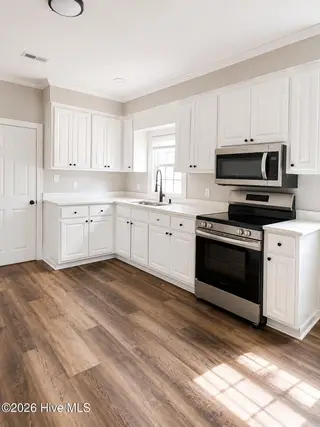 1100 Churchill Avenue SW, Wilson, NC 27893 – photo 1: Upgraded Kitchen