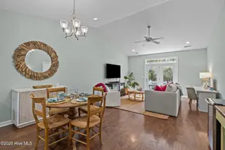 3303 Hogan Court B, Morehead City, NC 28557 – photo 9: 19-web-or-mls-1S3A9305