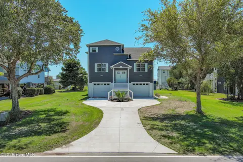 170 Grandview Dr, Sneads Ferry