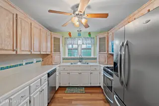 117 NE 33rd Street, Oak Island, NC 28465 – photo 12