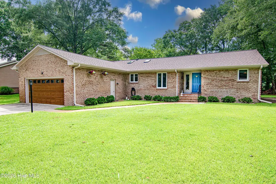 903 Plantation Drive, New Bern, NC 28562 – photo 1 of 51: FINAL 903