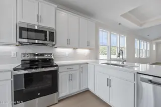 102 Golden Finch Drive, Beaufort, NC 28516 – photo 15: 23-web-or-mls-IMG_6518