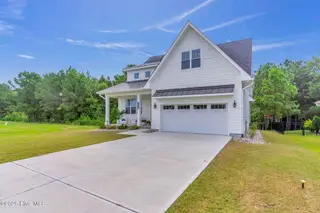 318 Spicer Lake Drive, Holly Ridge, NC 28445 – photo 4: 4-web-or-mls-318spicerlakedr_00003