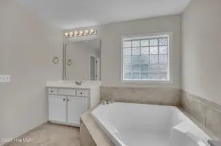 4217 Ashley Park Drive, Wilmington, NC 28412 — 4-bedroom home in Georgetowne, Wilmington, NC, photo 16 of 41: 016_img_8057_187