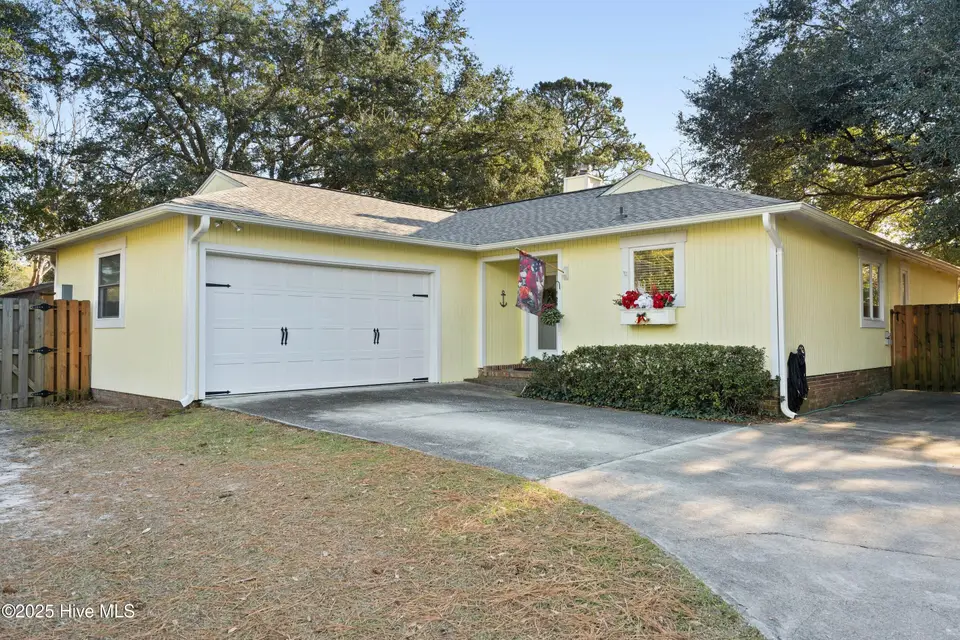 2745 Scotts Hill Loop Road, Wilmington, NC 28411 – photo 1 of 65: mls-DSC06165