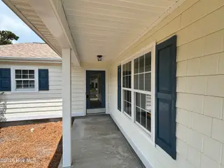 5195 Minnesota Drive SE, Southport, NC 28461 — 3-bedroom home in South Harbour Village, Southport, NC, photo 3 of 18