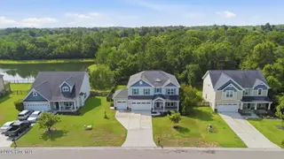 404 Canvasback Lane, Sneads Ferry, NC 28460 – photo 3
