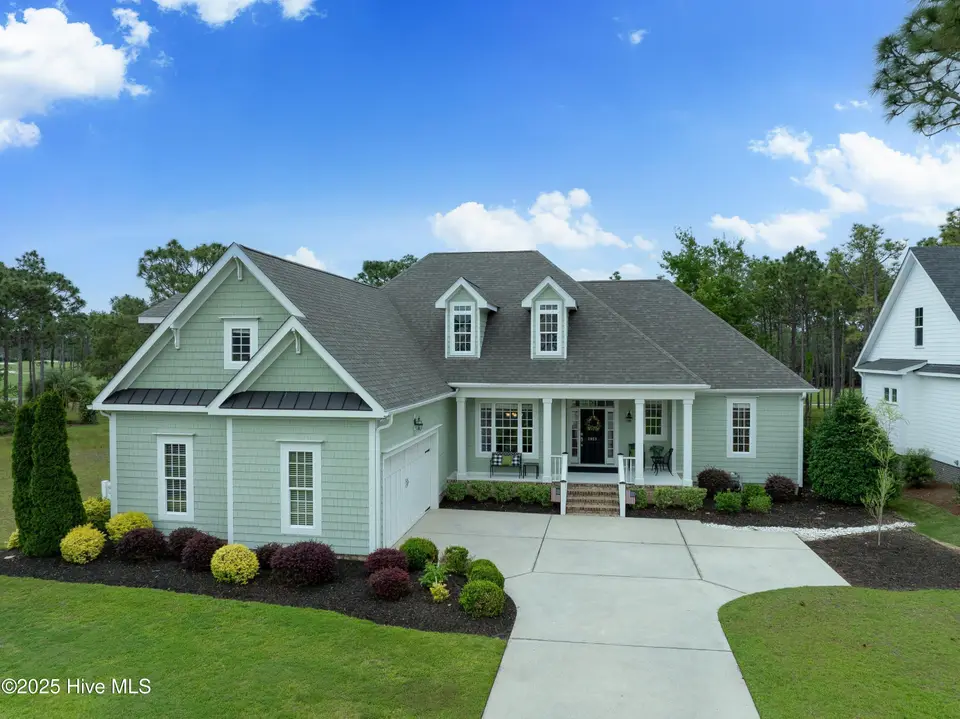 3059 Irwin Drive SE, Southport, NC 28461 – photo 1 of 36: fRsdO-F0