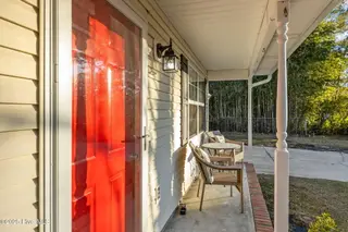 2000 Clark Court, Morehead City, NC 28557 – photo 5: 8-web-or-mls-1S3A5825