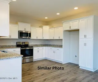430 Montgomery Drive, Jacksonville, NC 28546 – photo 6: Raegan w bonus Similar 7