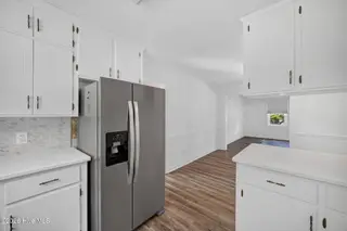 1600 Darian Drive, Elizabeth City, NC 27909 – photo 11: 14-web-or-mls-1600-darian-dr