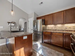 204 Demetrius Court, Hubert, NC 28539 — 3-bedroom home in Riggsfield, Hubert, NC, photo 13 of 31: Kitchen