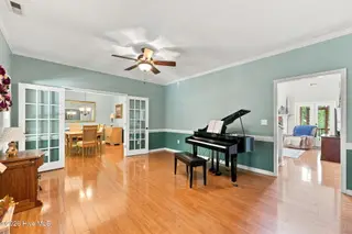 117 Woodridge Drive, Morehead City, NC 28557 – photo 7: 27-web-or-mls-117 Woodridge 030