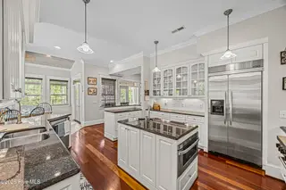 1821 Baywater Court SE, Bolivia, NC 28422 — 3-bedroom home in Winding River Plantation, Bolivia, NC, photo 13 of 69: Kitchen (32)