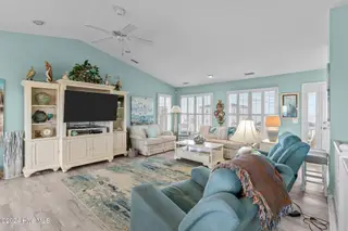 758 Ocean Boulevard W, Holden Beach, NC 28462 – photo 23: 24-web-or-mls-BTS09565