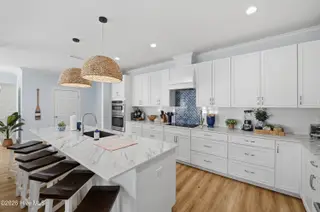 1617 S Shore Drive, Surf City, NC 28445 – photo 15: 19_1617_s_shore_dr_019