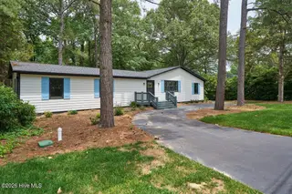 420 S Ashe Street, Southern Pines, NC 28387 – photo 4: 92_420 S Ashe St. Southern Pines