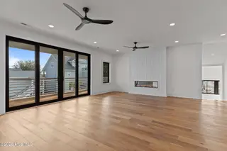 220 Georgia Avenue, Carolina Beach, NC 28428 – photo 12: 14-web-or-mls-BTS00949