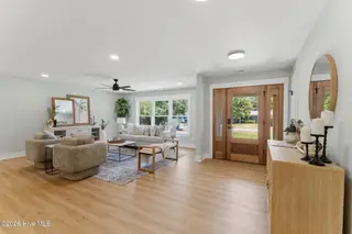 3928 Gillette Drive, Wilmington, NC 28403 – photo 10: 11-web-or-mls-GI - 3928 Gillette Dr - Li