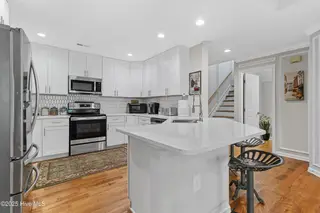 656 Settlers Lane, Kure Beach, NC 28449 – photo 10: kitchen