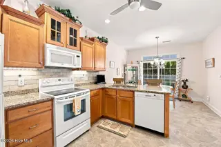 140 Jordan Drive, New Bern, NC 28562 – photo 7: 14-custom-DSC_0032-edit