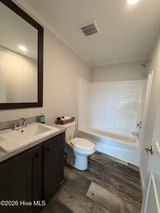 880 Yaupon Drive SW, Calabash, NC 28467 — 3-bedroom manufactured home in Clariday Estates, Calabash, NC, photo 18 of 23