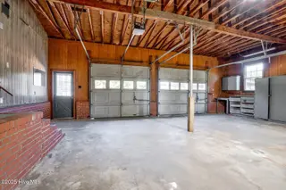 821 Oakland Avenue, Rocky Mount, NC 27804 – photo 7: Garage Interior