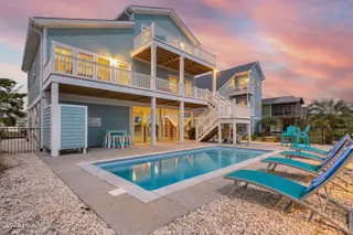 303 Sand Piper Lane, Holden Beach, NC 28462 — 3-bedroom home in Holden Beach, Holden Beach, NC, photo 2 of 27: 2_Kahunaphoto.com-61 copy