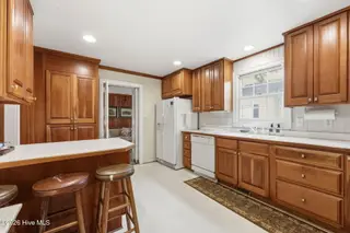 307 Ann Street, Beaufort, NC 28516 – photo 17: 40-web-or-mls-307 ann st 069