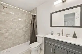 814 River Hill Drive, Greenville, NC 27858 – photo 17: 29-web-or-mls-IMG_3504