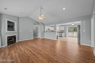 613 Hollywood Boulevard, Havelock, NC 28532 – photo 11: 20-web-or-mls-DSC_7119