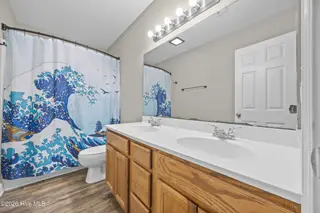 128 Airleigh Place, Richlands, NC 28574 – photo 13: 17_bathroom