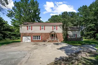 4606 Country Club Drive N, Wilson, NC 27896 – photo 3: 03-4606 Country Club Dr N-3
