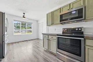 2491 Northwoods Drive, Jacksonville, NC 28540 – photo 15: 31-web-or-mls-_RAD5718_edit