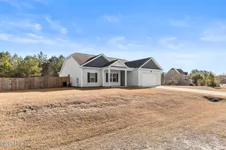 127 Palo Alto Park Drive, Maysville, NC 28555 – photo 2: palo-1