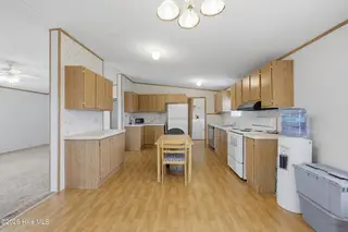 124 Zack Circle, Elizabeth City, NC 27909 – photo 8: Kitchen