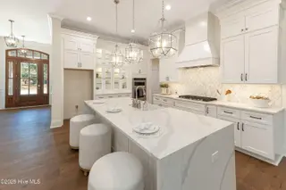 6657 Annesbrook Place SW, Ocean Isle Beach, NC 28469 – photo 4: _TMP1578-Edit