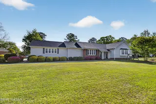 207 Eleanor Street, Greenville, NC 27858 – photo 1: 2