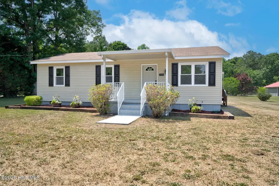 9932 Straight Gate Road, Whitakers, NC 27891 — 3-bedroom home, Whitakers, NC, photo 1 of 22: 001-9932StraightGateRoad-Whitakers-NC-27