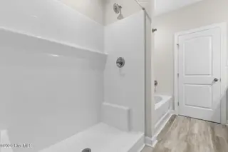 4060 Hunters Trail, Jacksonville, NC 28546 – photo 18: Shower
