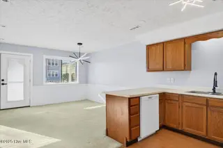 258 Brunswick Avenue W # B, Holden Beach, NC 28462 – photo 17: Kitchen Dining Open Concept
